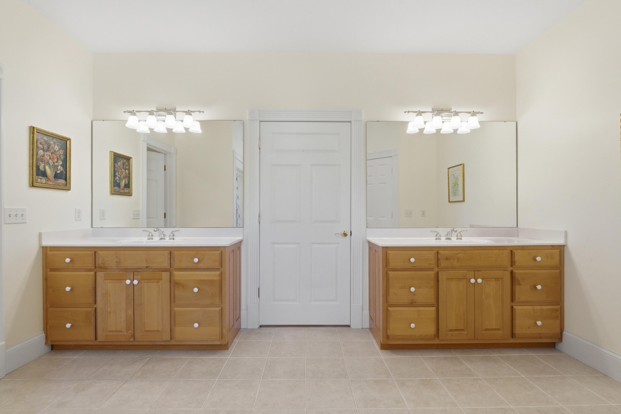 Bridgeport, Alabama, 35740, United States, 4 Bedrooms Bedrooms, ,3.5 BathroomsBathrooms,Residential,Forsale,2009579