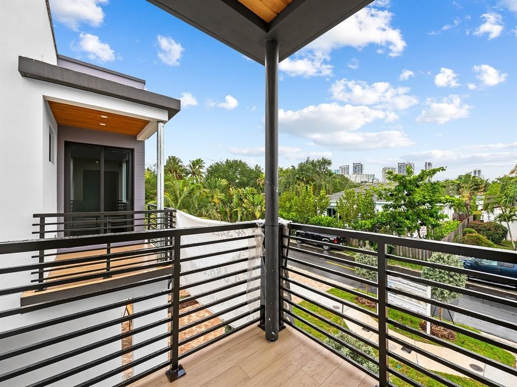 Fort Lauderdale, Florida, 33316, United States, 4 Bedrooms Bedrooms, ,4 BathroomsBathrooms,Residential,Forsale,1994072