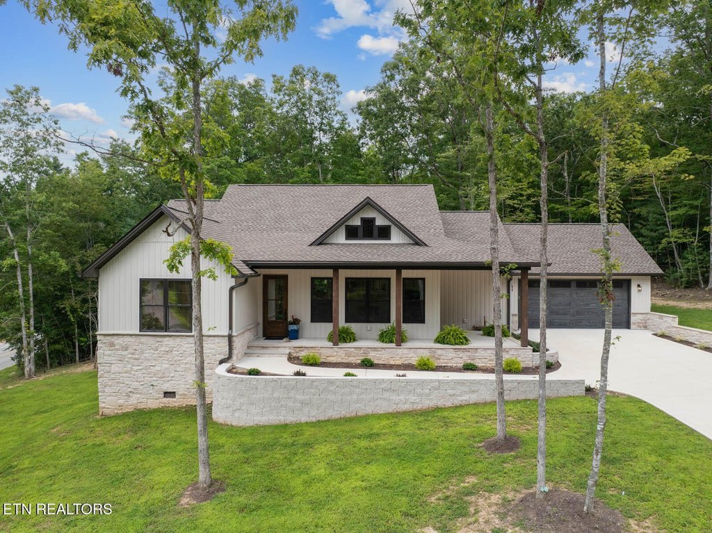 Fairfield Glade, Tennessee, 38558, United States, 3 Bedrooms Bedrooms, ,2.5 BathroomsBathrooms,Residential,Forsale,1952852