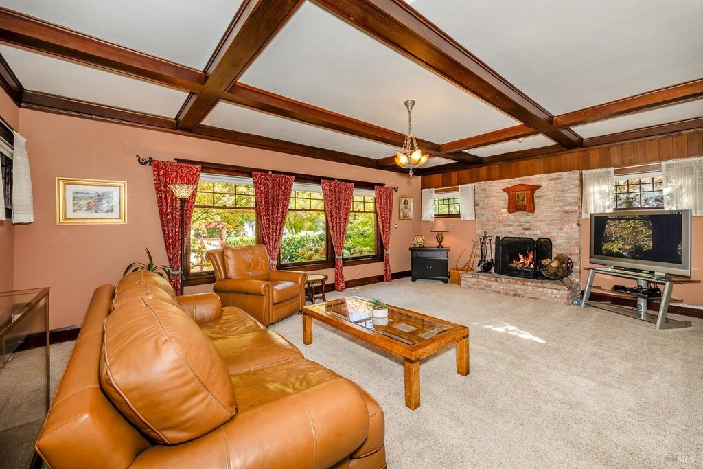 Santa Rosa, California, 95404, United States, 4 Bedrooms Bedrooms, ,2 BathroomsBathrooms,Residential,Forsale,2004737