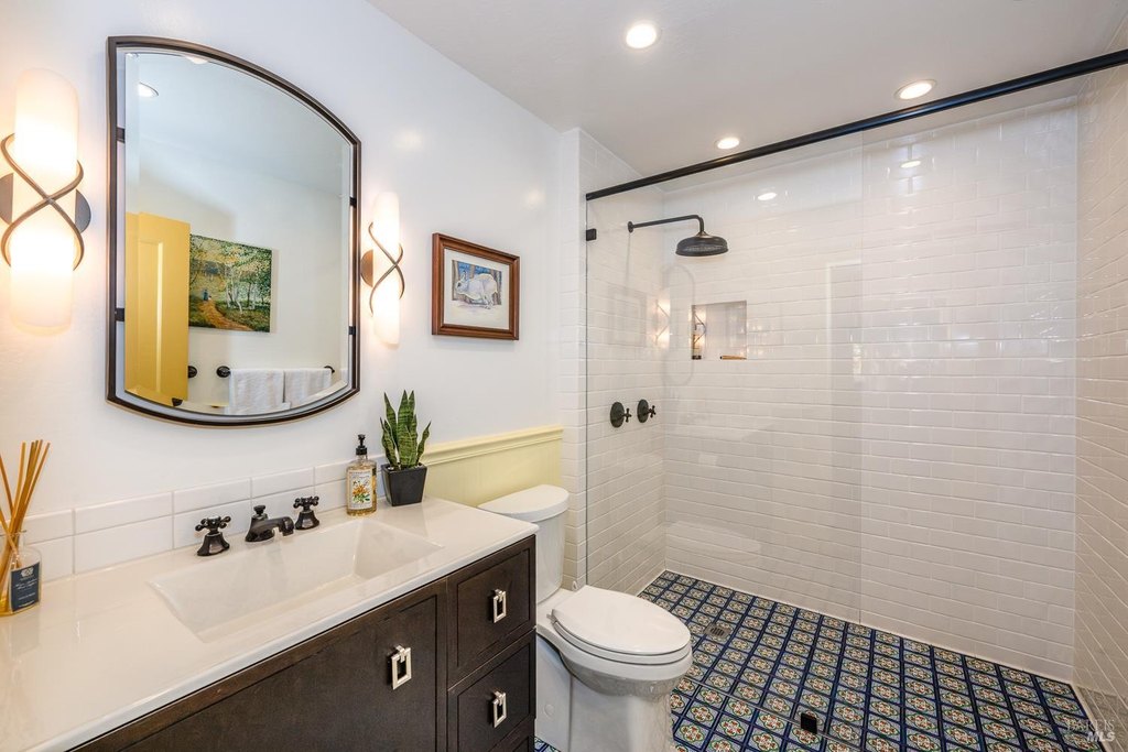 Santa Rosa, California, 95404, United States, 4 Bedrooms Bedrooms, ,2 BathroomsBathrooms,Residential,Forsale,2004737