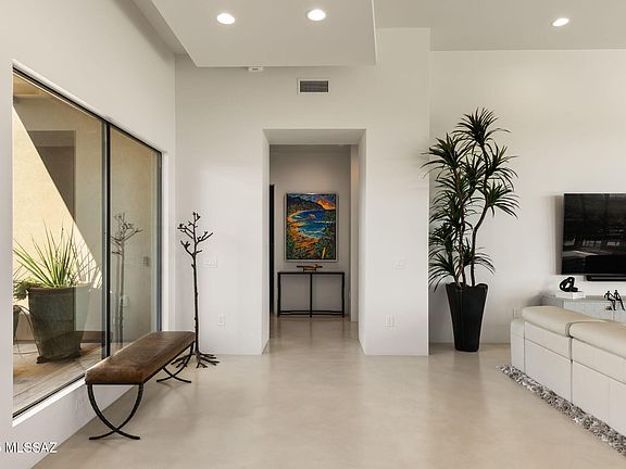 Oro Valley, Arizona, 85755, United States, 3 Bedrooms Bedrooms, ,4 BathroomsBathrooms,Residential,Forsale,1990102