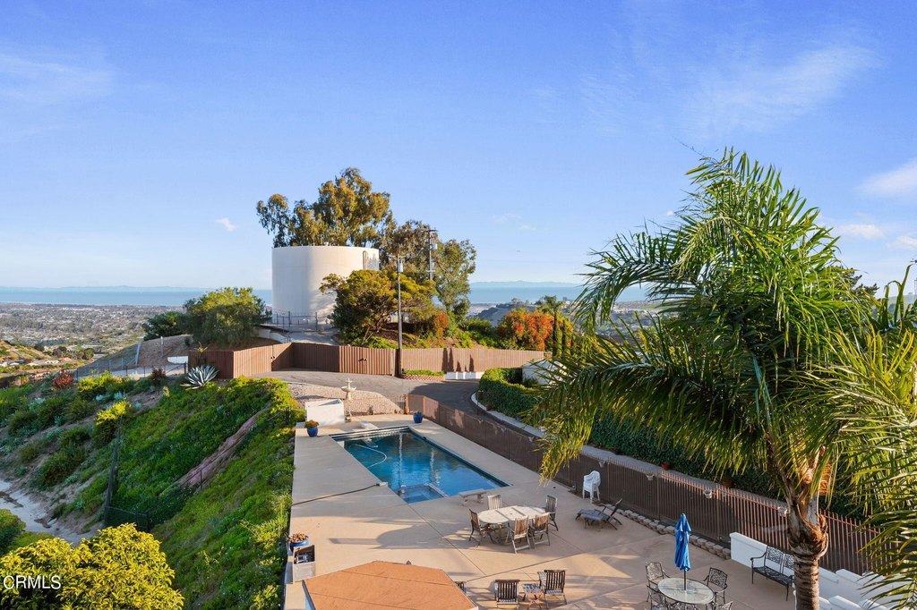 Ventura, California, 93003, United States, 4 Bedrooms Bedrooms, ,3 BathroomsBathrooms,Residential,Forsale,2004317