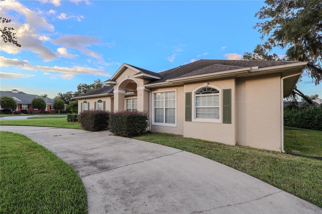 OCALA, Florida, 34471, United States, 3 Bedrooms Bedrooms, ,2.5 BathroomsBathrooms,Residential,Forsale,1994122