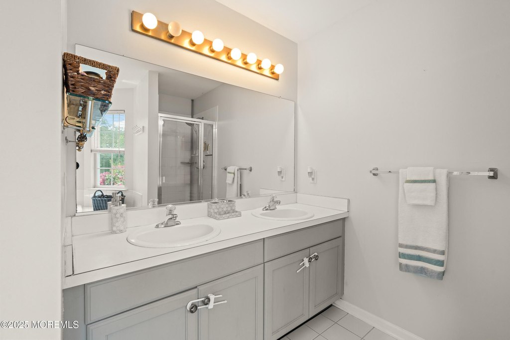 Tinton Falls, New Jersey, 07753, United States, 3 Bedrooms Bedrooms, ,2.5 BathroomsBathrooms,Residential,Forsale,1972315