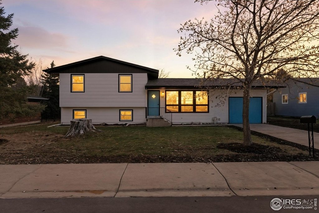 Fort Collins, Colorado, 80521, United States, 4 Bedrooms Bedrooms, ,2 BathroomsBathrooms,Residential,Forsale,2004286