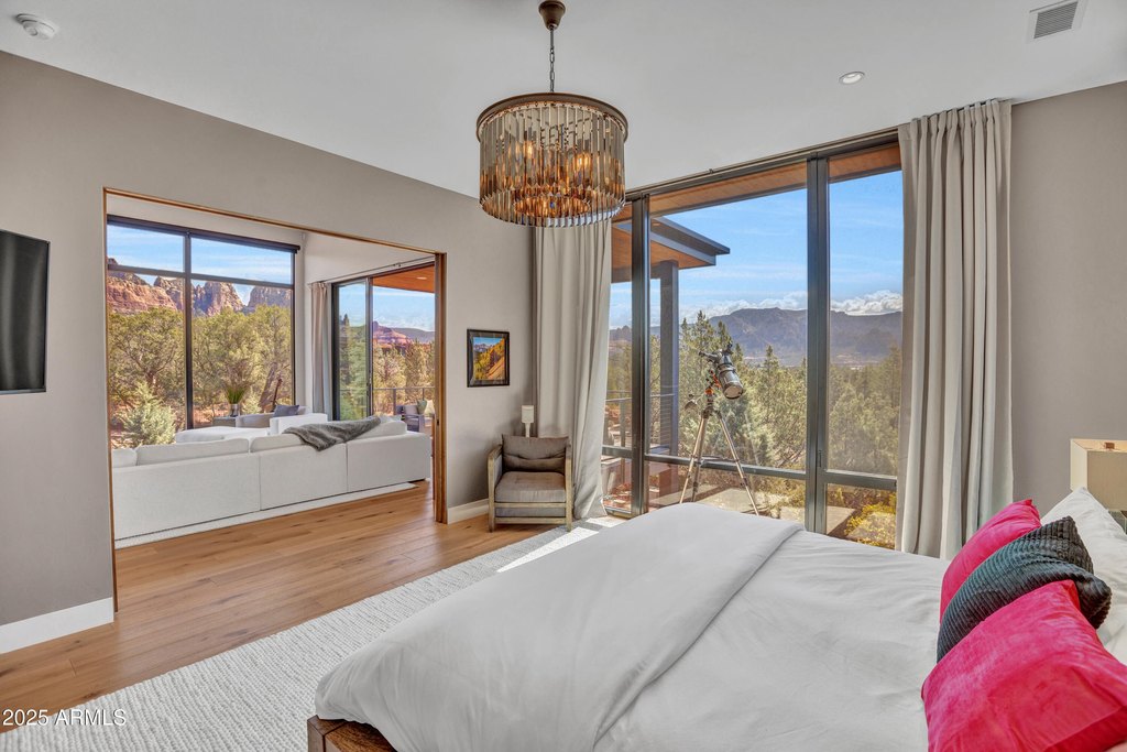 Sedona, Arizona, 86336, United States, 5 Bedrooms Bedrooms, ,3.5 BathroomsBathrooms,Residential,Forsale,2001395