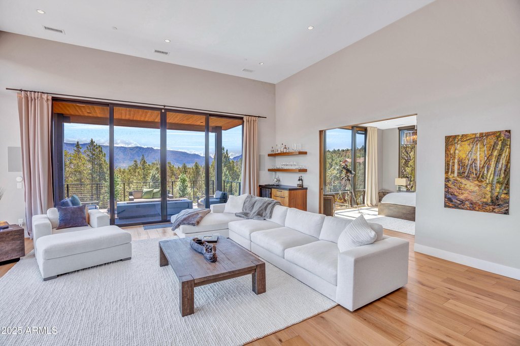 Sedona, Arizona, 86336, United States, 5 Bedrooms Bedrooms, ,3.5 BathroomsBathrooms,Residential,Forsale,2001395