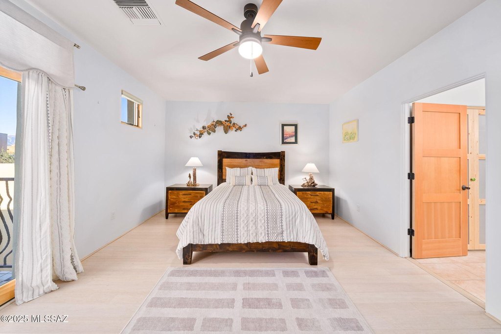 Tucson, Arizona, 85745, United States, 2 Bedrooms Bedrooms, ,2 BathroomsBathrooms,Residential,Forsale,2004419