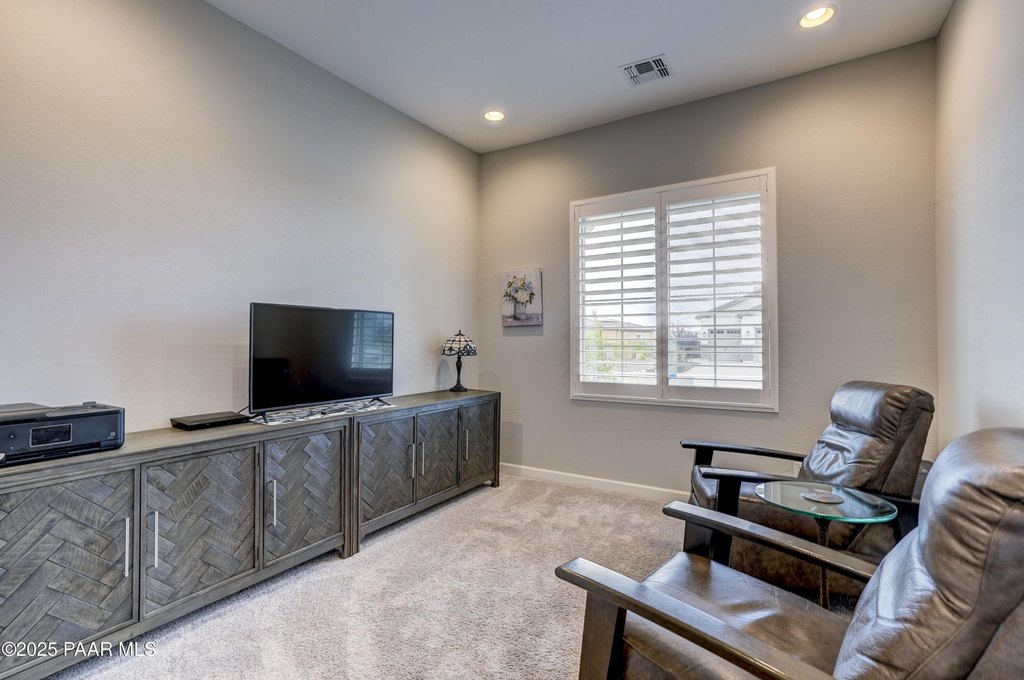 Prescott, Arizona, 86301, United States, 3 Bedrooms Bedrooms, ,2.5 BathroomsBathrooms,Residential,Forsale,1952163