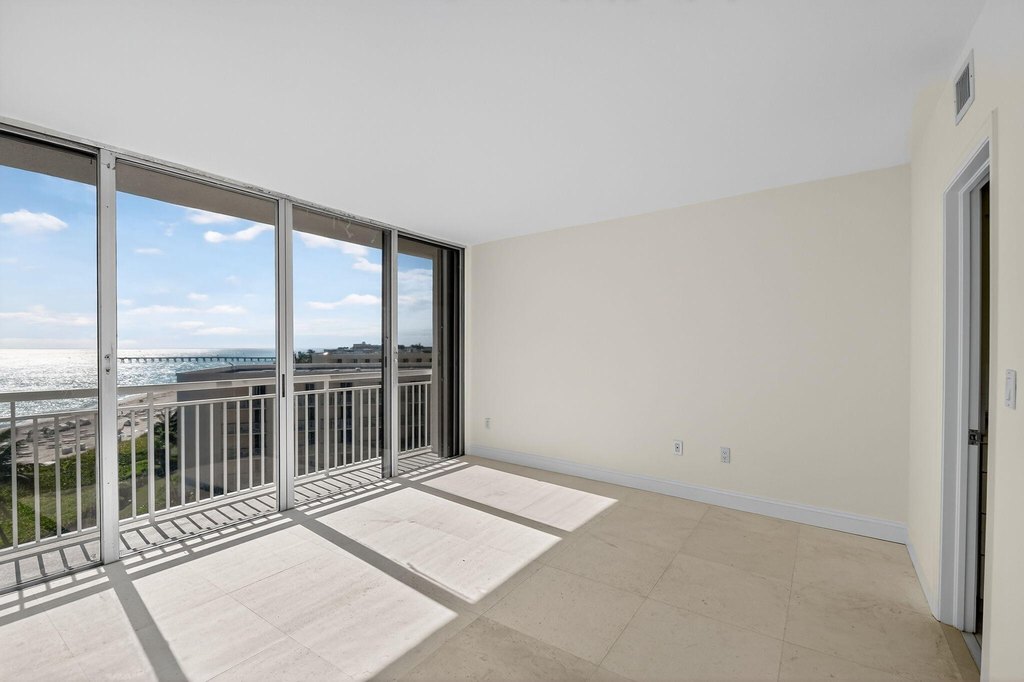 Palm Beach, Florida, 33480, United States, 2 Bedrooms Bedrooms, ,2 BathroomsBathrooms,Residential,Forsale,2010659