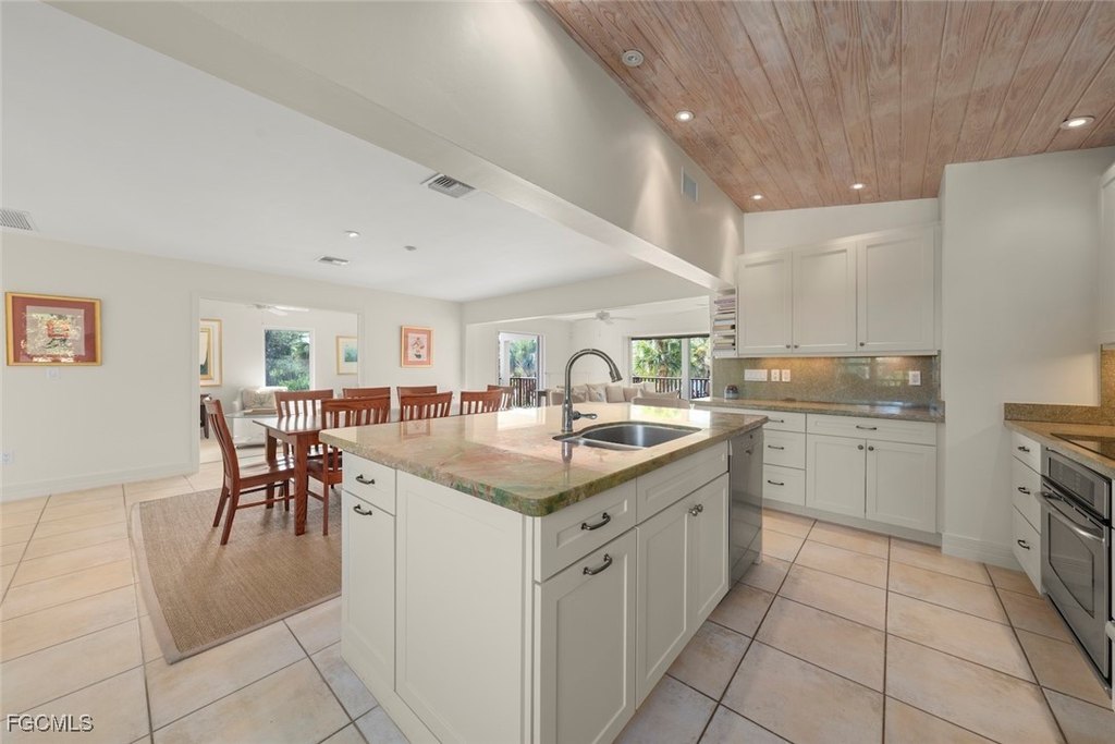 Sanibel, Florida, 33957, United States, 4 Bedrooms Bedrooms, ,4 BathroomsBathrooms,Residential,Forsale,1998632