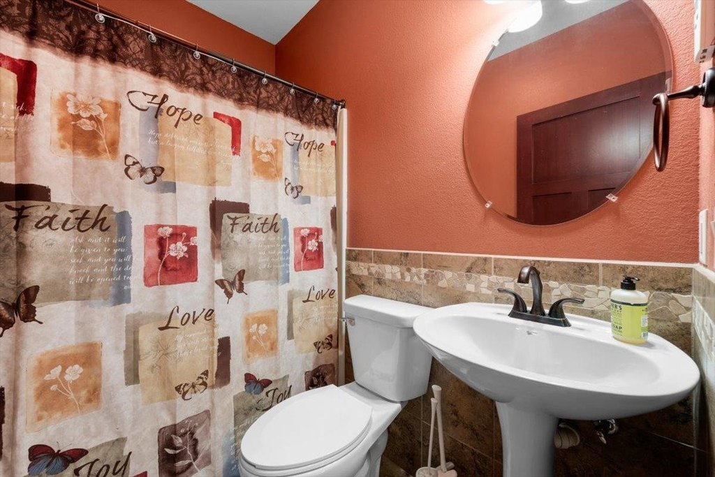 Lead, South Dakota, 57754, United States, 4 Bedrooms Bedrooms, ,3.5 BathroomsBathrooms,Residential,Forsale,2004330