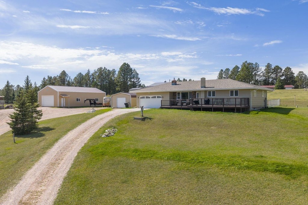 Custer, South Dakota, 57730, United States, 5 Bedrooms Bedrooms, ,2 BathroomsBathrooms,Residential,Forsale,2011080