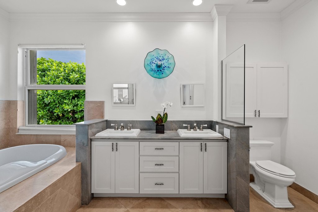 Ocean Ridge, Florida, 33435, United States, 3 Bedrooms Bedrooms, ,3 BathroomsBathrooms,Residential,Forsale,2009926