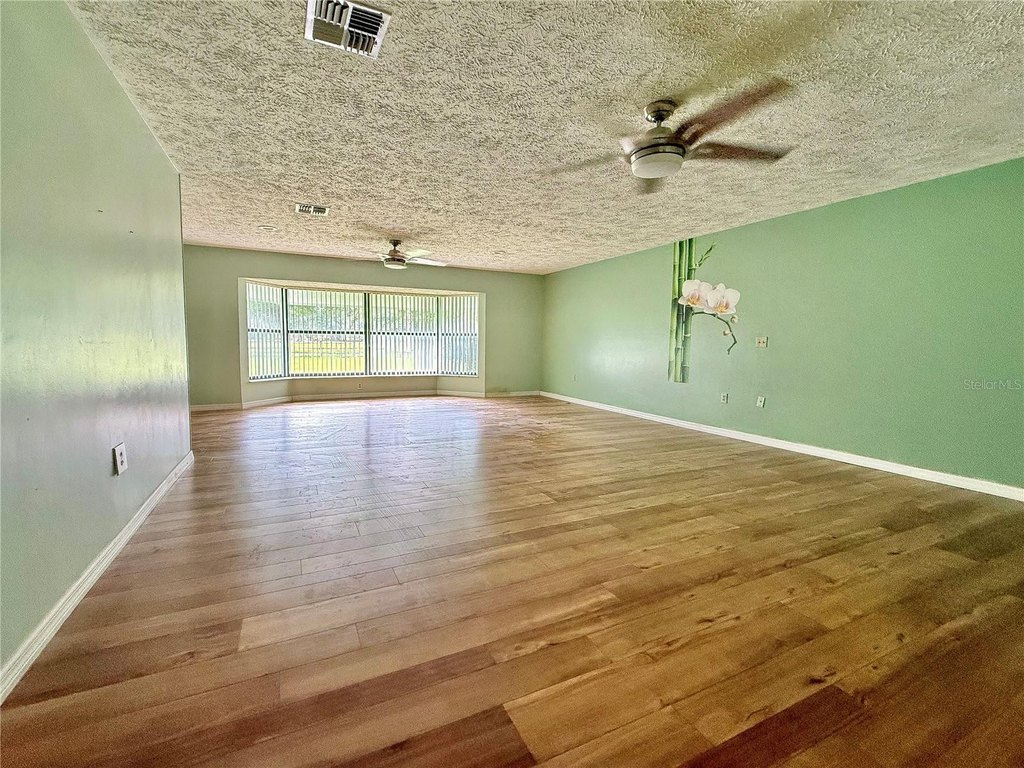 WILLISTON, Florida, 32696, United States, 3 Bedrooms Bedrooms, ,2 BathroomsBathrooms,Residential,Forsale,1994003