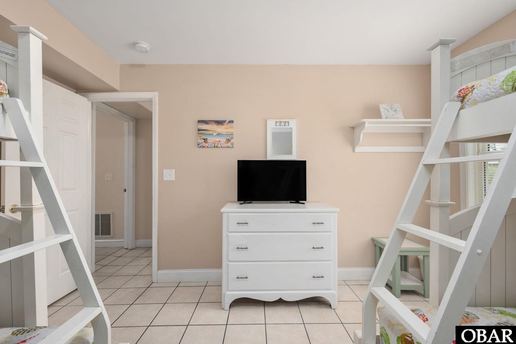 Southern Shores, North Carolina, 27949, United States, 4 Bedrooms Bedrooms, ,3 BathroomsBathrooms,Residential,Forsale,2004895