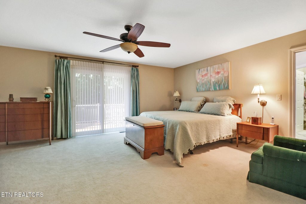 Crossville, Tennessee, 38558, United States, 3 Bedrooms Bedrooms, ,2 BathroomsBathrooms,Residential,Forsale,1952855