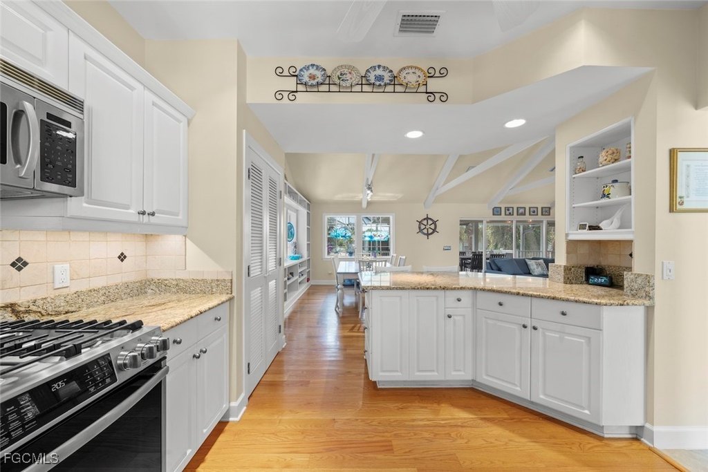 Sanibel, Florida, 33957, United States, 3 Bedrooms Bedrooms, ,2 BathroomsBathrooms,Residential,Forsale,2004799