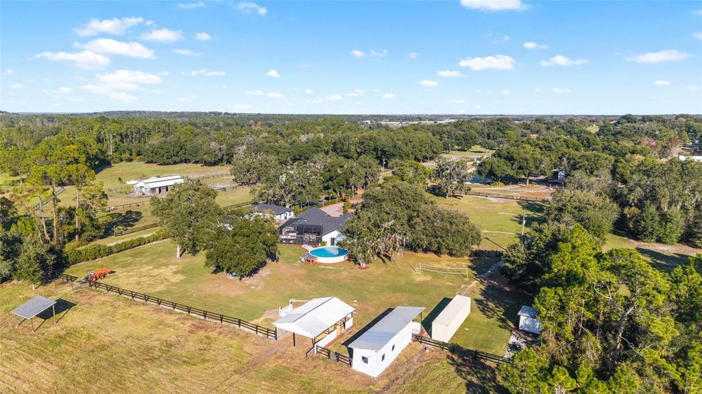 HOWEY IN THE HILLS, Florida, 34737, United States, 3 Bedrooms Bedrooms, ,3.5 BathroomsBathrooms,Residential,Forsale,2004586