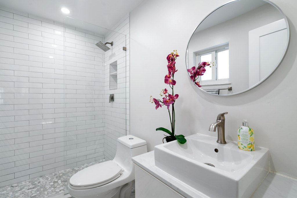 Key Largo, Florida, 33037, United States, 5 Bedrooms Bedrooms, ,3 BathroomsBathrooms,Residential,Forsale,2011098