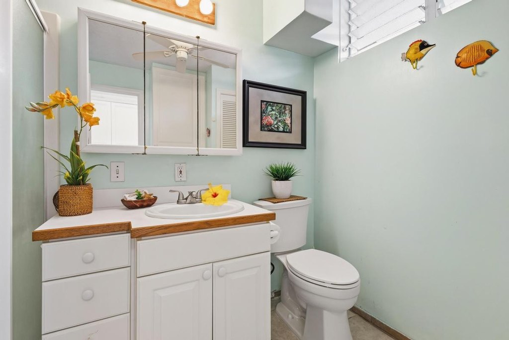 Kailua-Kona, Hawaii, 96740, United States, ,1 BathroomBathrooms,Residential,Forsale,2004412