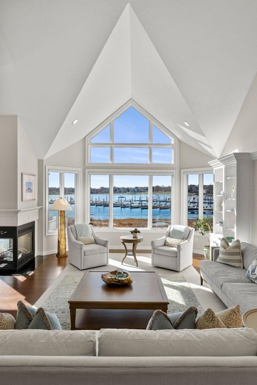 New Castle, New Hampshire, 03854, United States, 3 Bedrooms Bedrooms, ,3.5 BathroomsBathrooms,Residential,Forsale,2004717