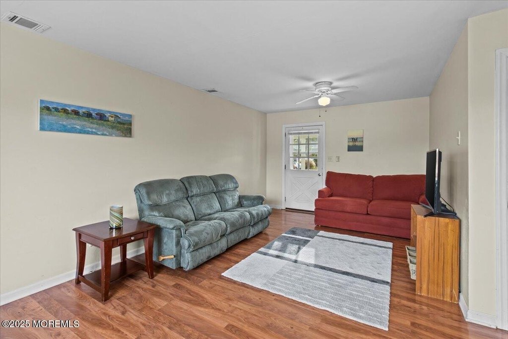 Brick, New Jersey, 08723, United States, 2 Bedrooms Bedrooms, ,1 BathroomBathrooms,Residential,Forsale,2008945