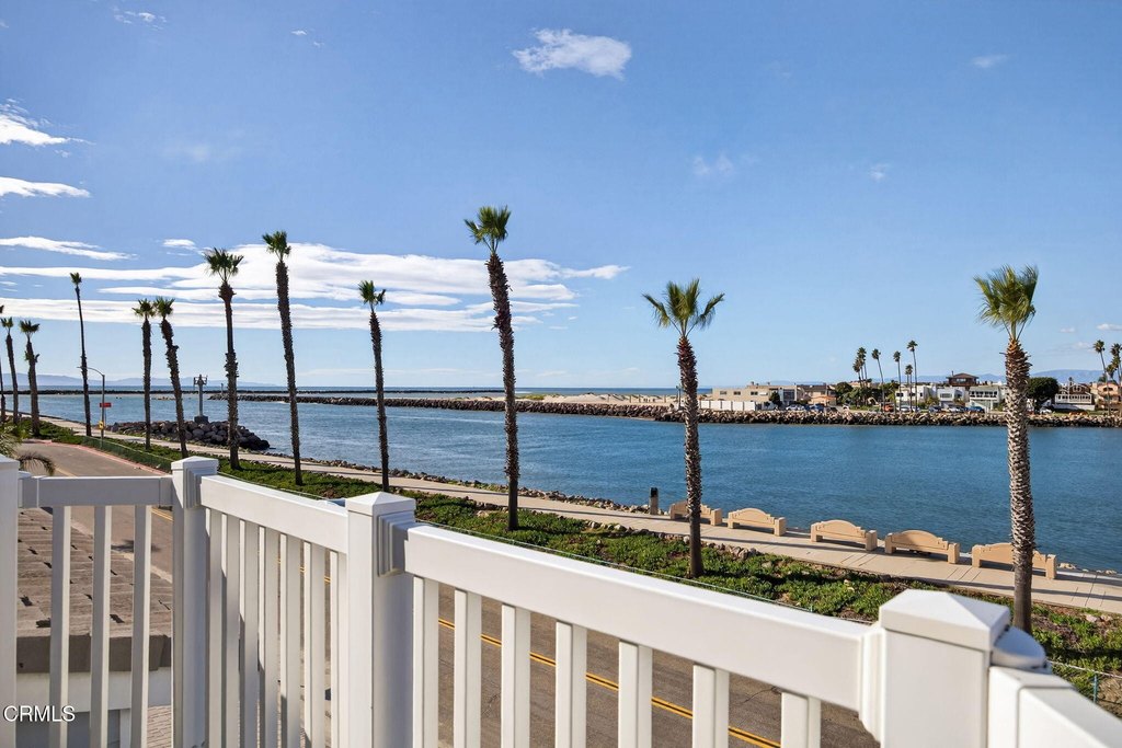 Oxnard, California, 93035, United States, 4 Bedrooms Bedrooms, ,3.5 BathroomsBathrooms,Residential,Forsale,2004312