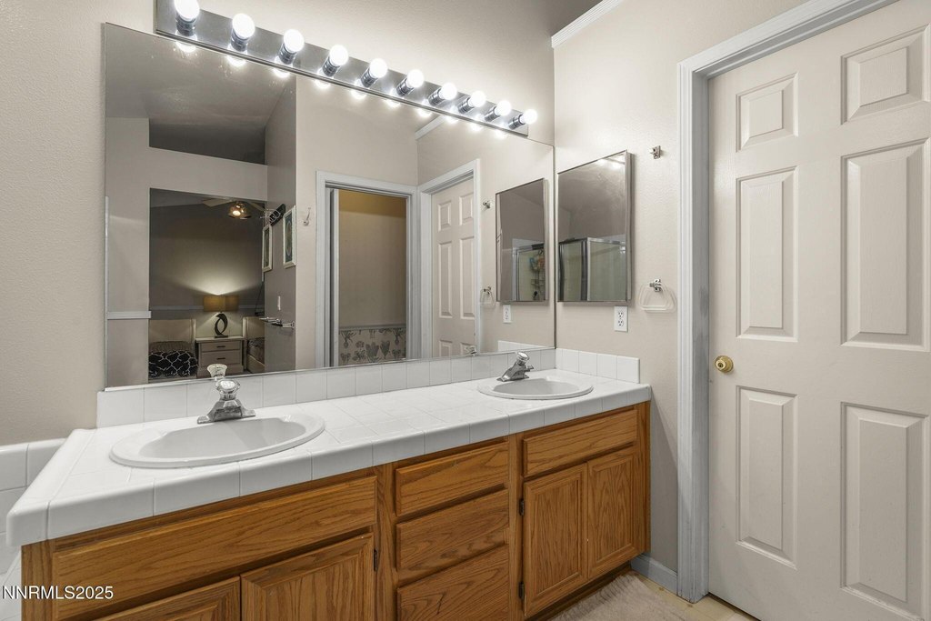 Reno, Nevada, 89502, United States, 4 Bedrooms Bedrooms, ,2 BathroomsBathrooms,Residential,Forsale,1998767