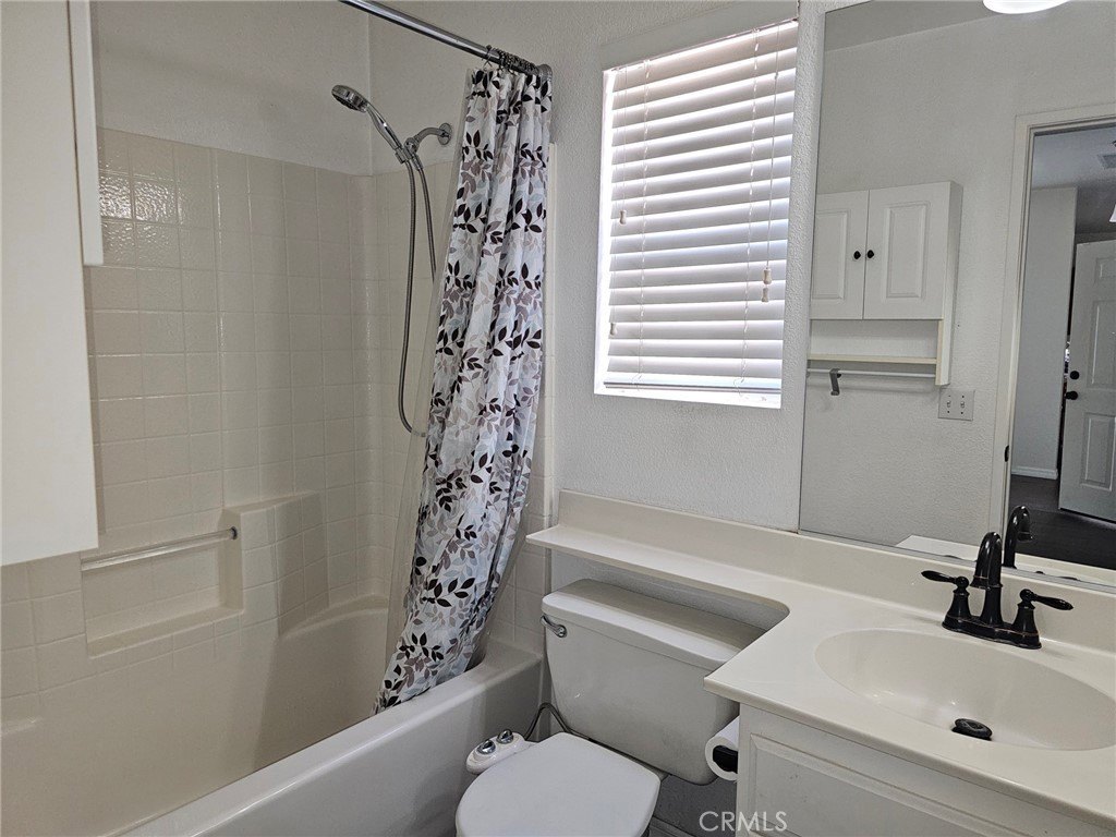 Mentone, California, 92359, United States, 3 Bedrooms Bedrooms, ,2 BathroomsBathrooms,Residential,Forsale,1960027