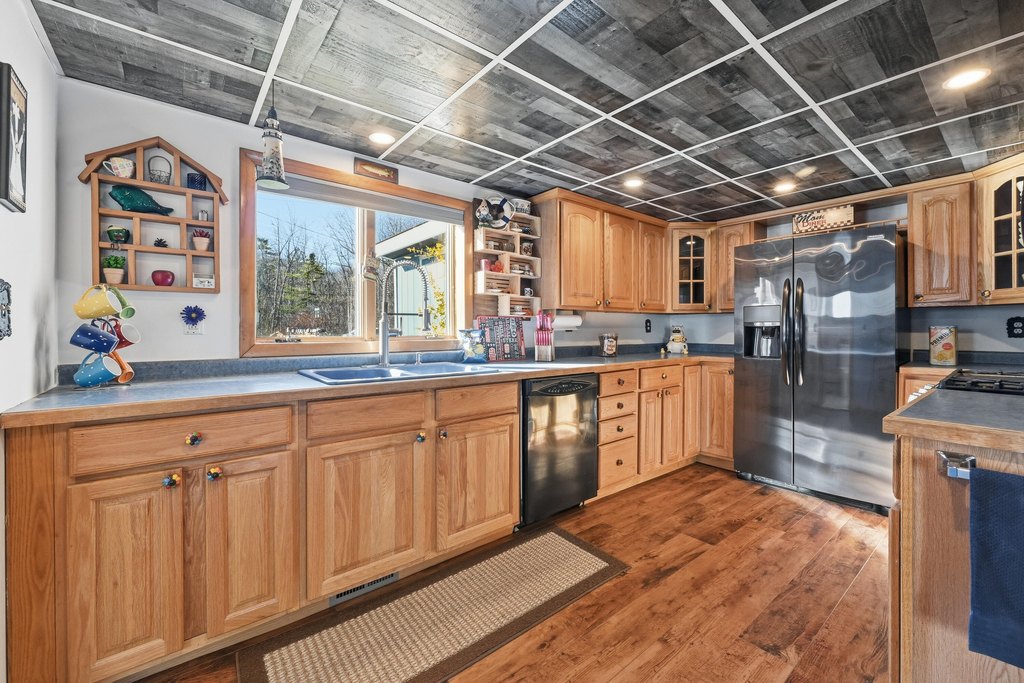 Greene, Maine, 04236, United States, 2 Bedrooms Bedrooms, ,1.5 BathroomsBathrooms,Residential,Forsale,2004723