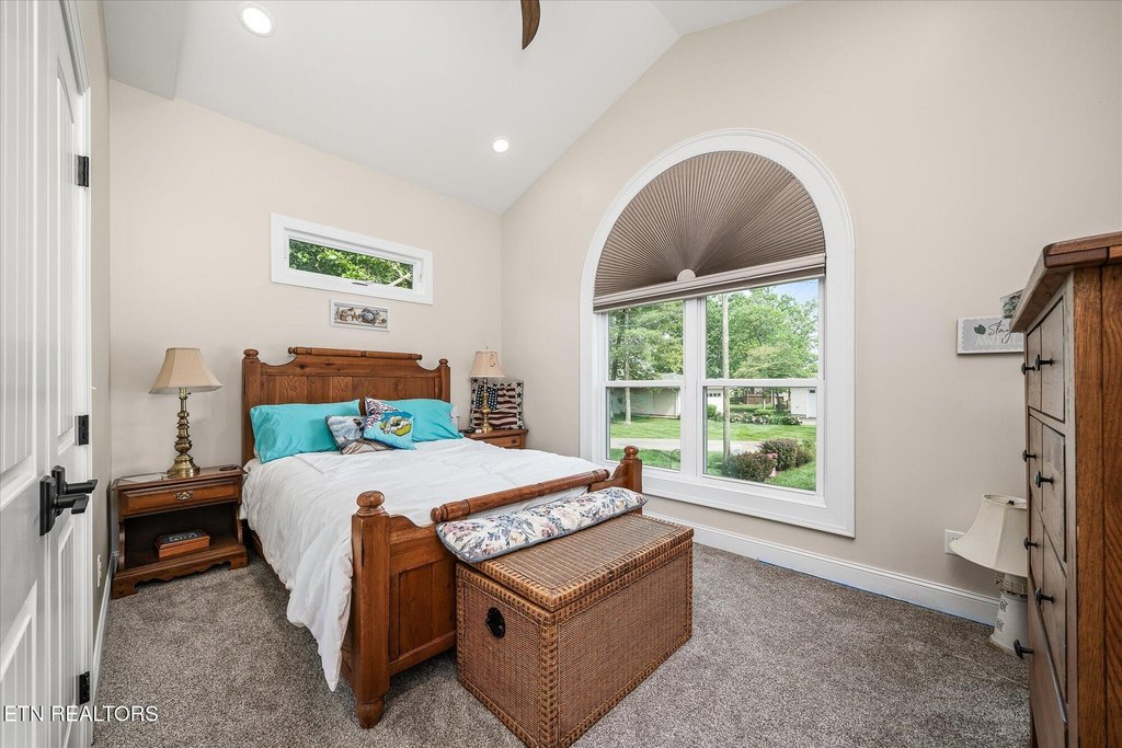 Crossville, Tennessee, 38572, United States, 3 Bedrooms Bedrooms, ,4.5 BathroomsBathrooms,Residential,Forsale,2010940