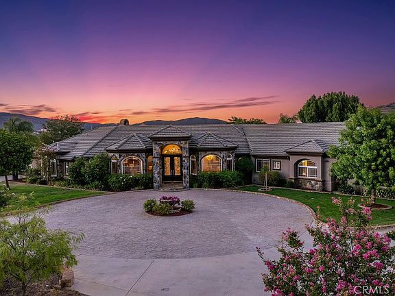 Murrieta, California, 92562, United States, 5 Bedrooms Bedrooms, ,5 BathroomsBathrooms,Residential,Forsale,2004225