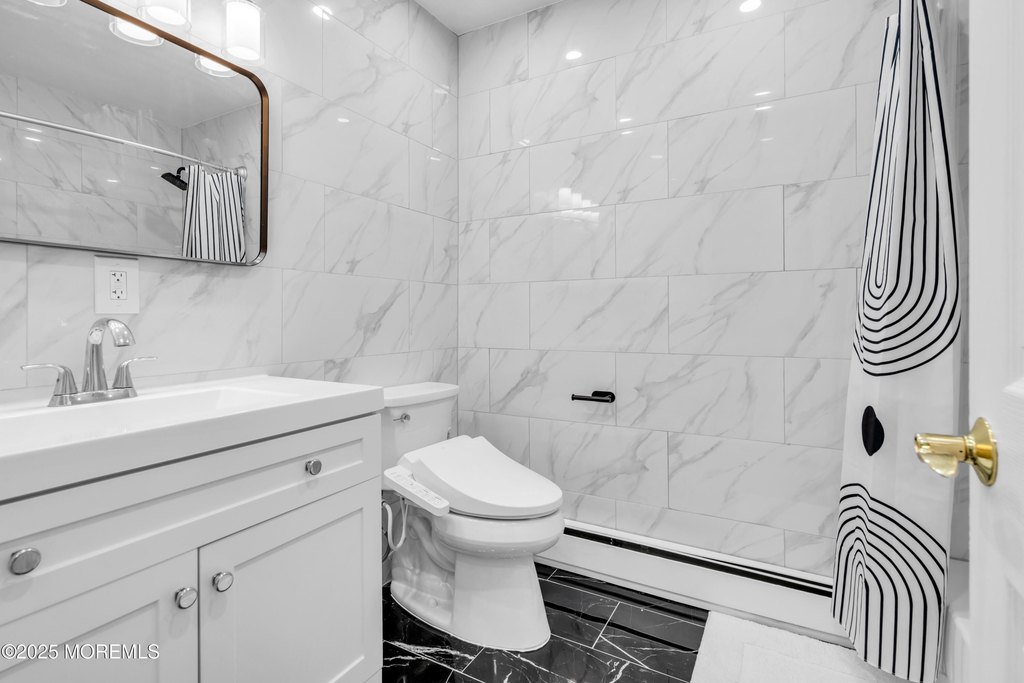 Toms River, New Jersey, 08755, United States, 3 Bedrooms Bedrooms, ,3 BathroomsBathrooms,Residential,Forsale,1966050