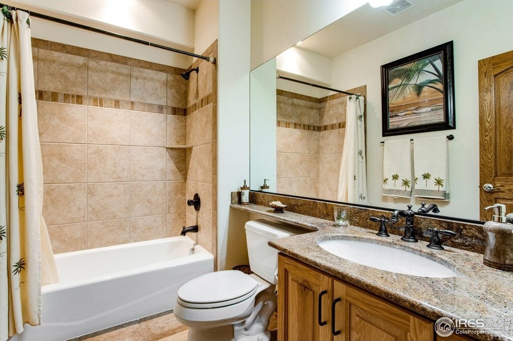 Severance, Colorado, 80610, United States, 5 Bedrooms Bedrooms, ,3.5 BathroomsBathrooms,Residential,Forsale,2004283