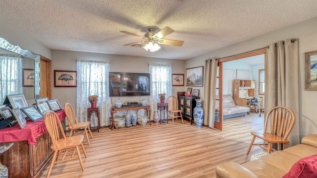 Brigantine, New Jersey, 08203, United States, 3 Bedrooms Bedrooms, ,2 BathroomsBathrooms,Residential,Forsale,2004606