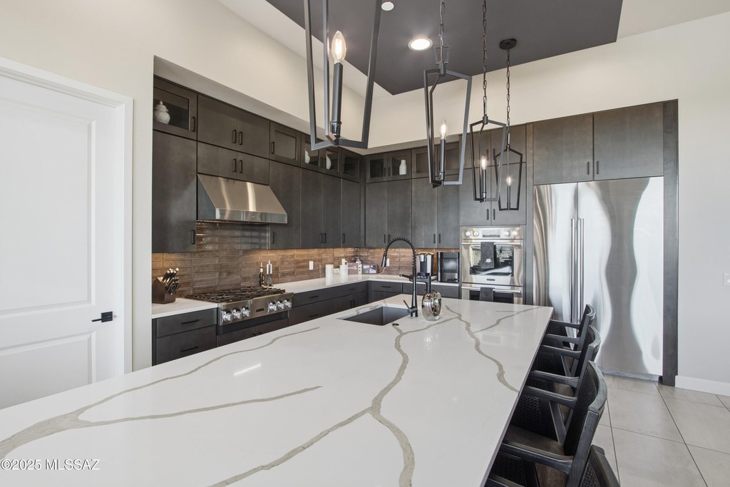 Tucson, Arizona, 85742, United States, 4 Bedrooms Bedrooms, ,4.5 BathroomsBathrooms,Residential,Forsale,2004420