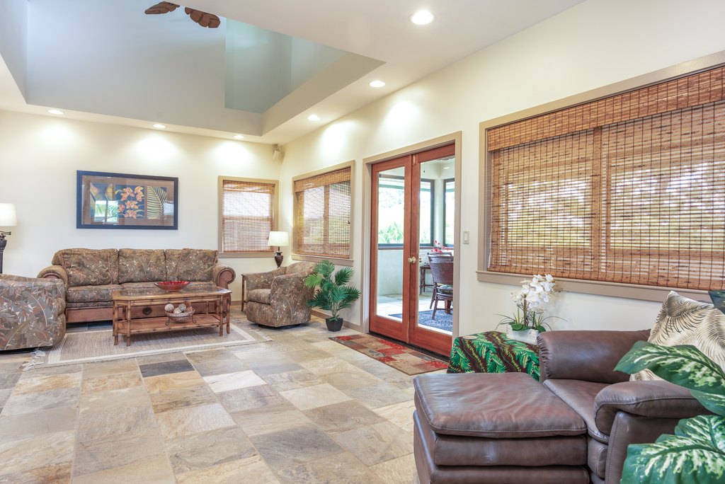 Kailua-Kona, Hawaii, 96740, United States, 4 Bedrooms Bedrooms, ,3.5 BathroomsBathrooms,Residential,Forsale,2004378