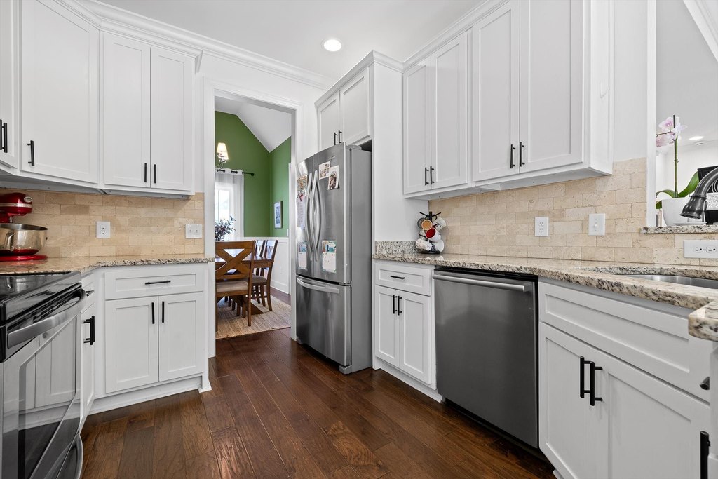 Chattanooga, Tennessee, 37406, United States, 4 Bedrooms Bedrooms, ,2.5 BathroomsBathrooms,Residential,Forsale,1963560