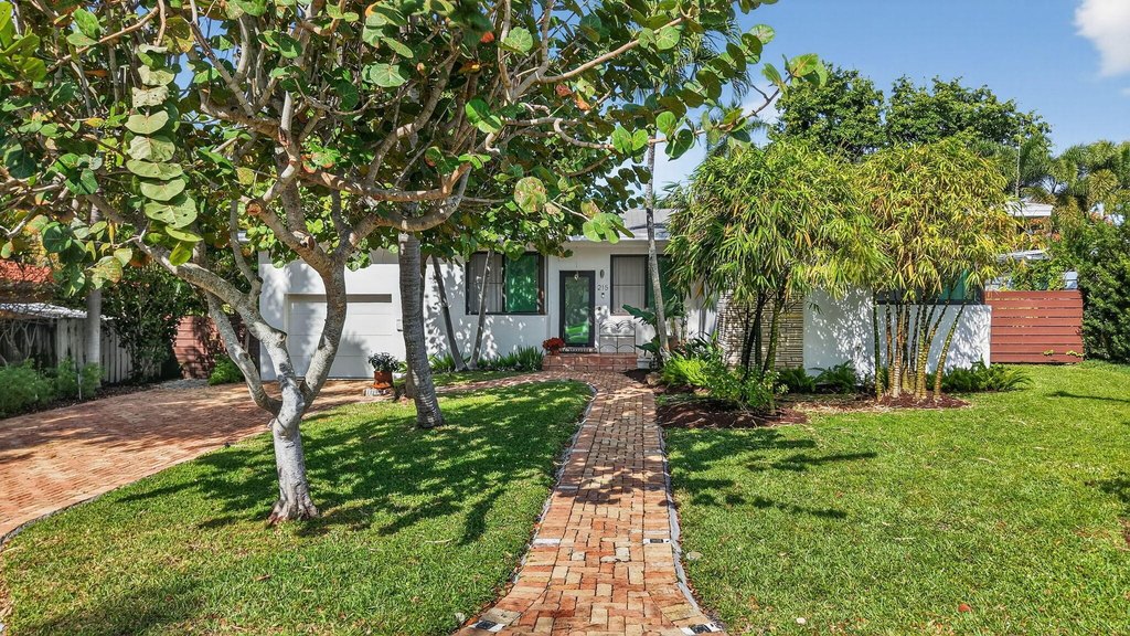 Delray Beach, Florida, 33444, United States, 2 Bedrooms Bedrooms, ,2 BathroomsBathrooms,Residential,Forsale,2004643
