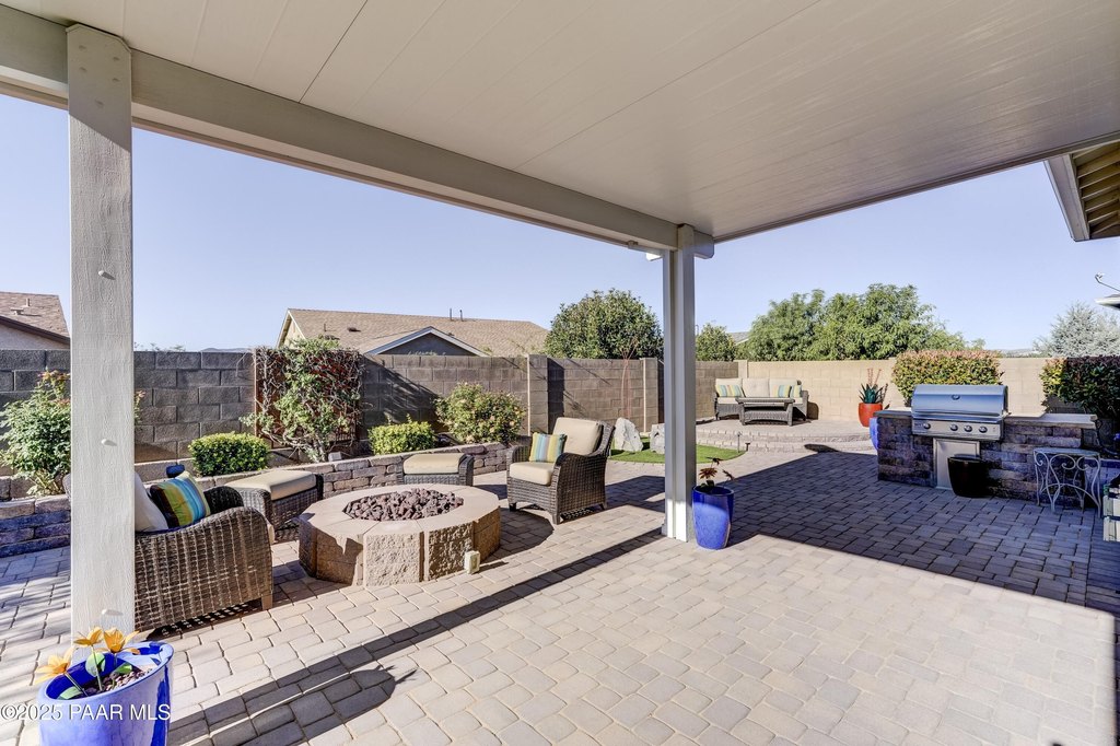 Dewey-Humboldt, Arizona, 86327, United States, 2 Bedrooms Bedrooms, ,2 BathroomsBathrooms,Residential,Forsale,1952162