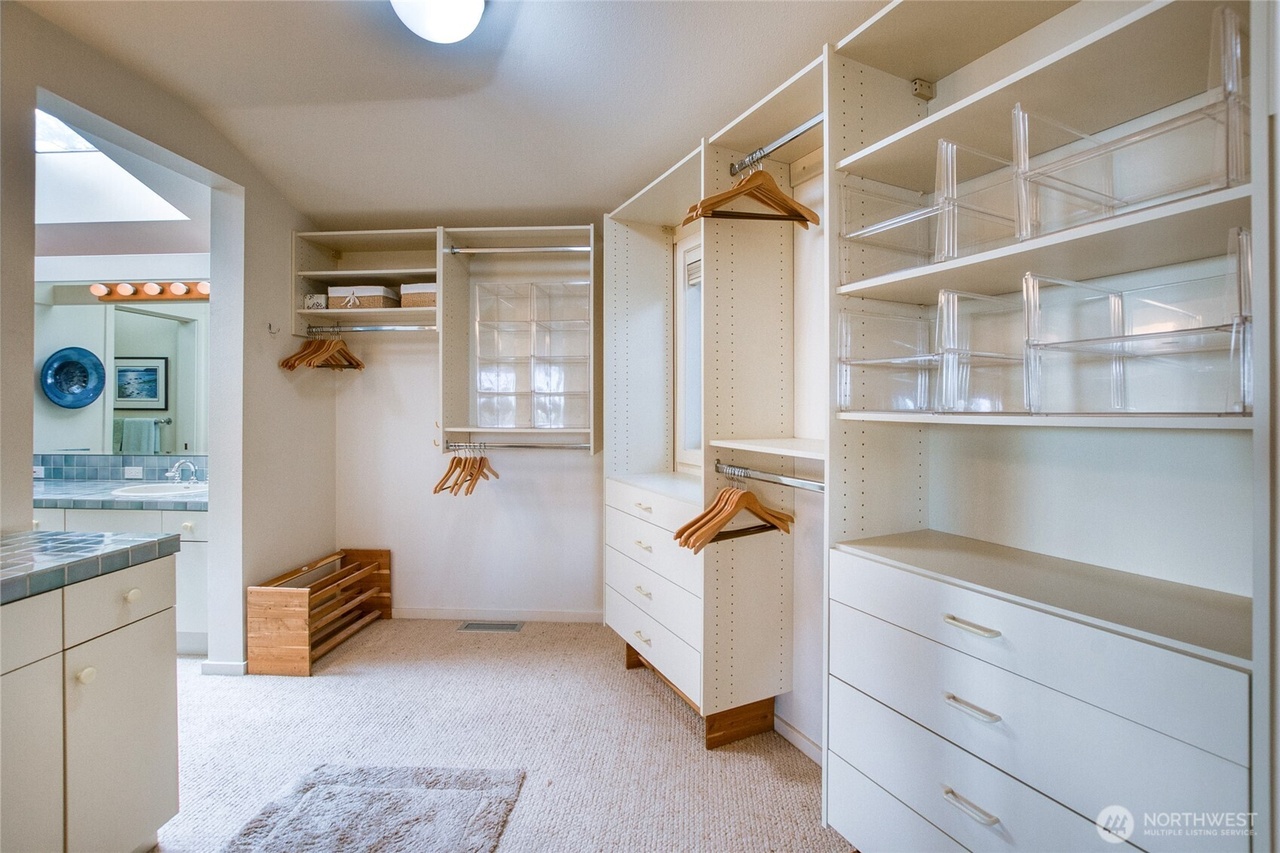 Eastsound, Washington, 98243, United States, 3 Bedrooms Bedrooms, ,2.5 BathroomsBathrooms,Residential,Forsale,2004457