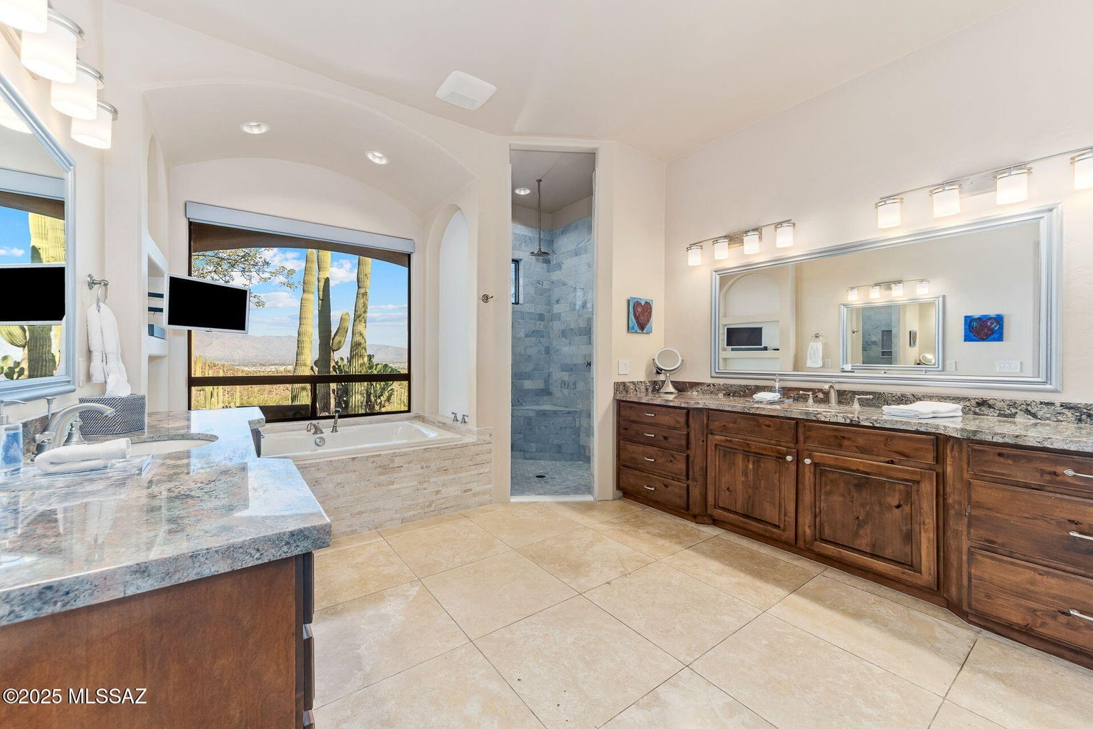 Tucson, Arizona, 85745, United States, 5 Bedrooms Bedrooms, ,5 BathroomsBathrooms,Residential,Forsale,2004432