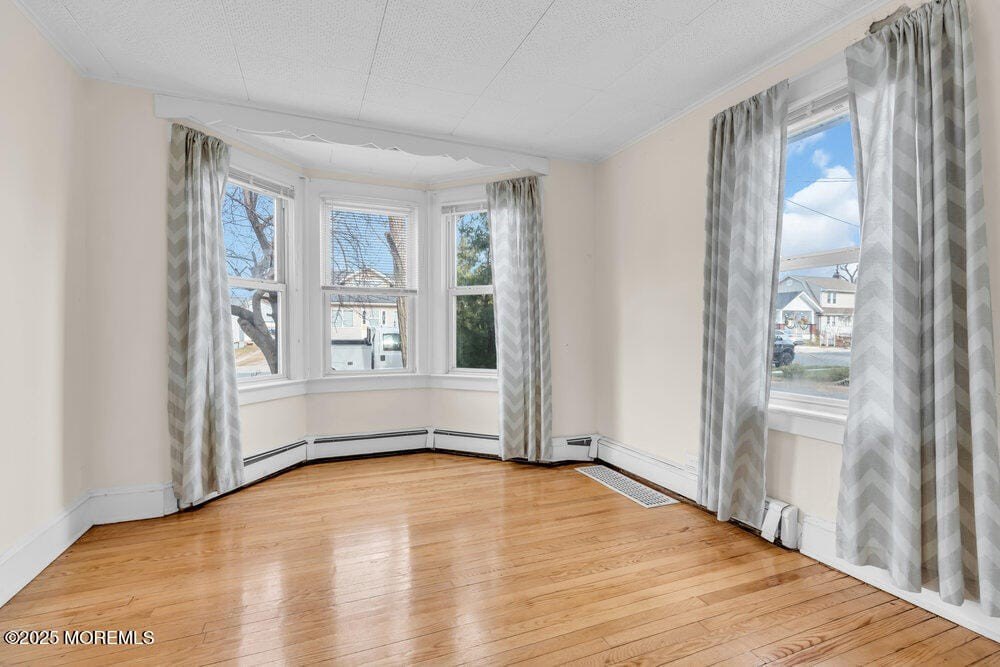 Lake Como, New Jersey, 07719, United States, 2 Bedrooms Bedrooms, ,2 BathroomsBathrooms,Residential,Forsale,2004839