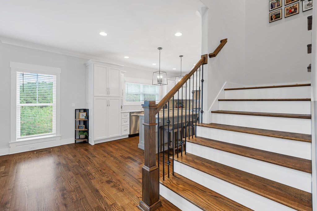 Soddy Daisy, Tennessee, 37379, United States, 4 Bedrooms Bedrooms, ,3.5 BathroomsBathrooms,Residential,Forsale,2009571