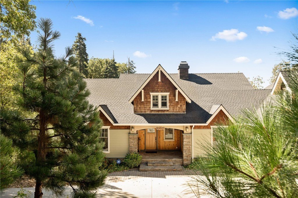 Running Springs, California, 92382, United States, 2 Bedrooms Bedrooms, ,3 BathroomsBathrooms,Residential,Forsale,2013206