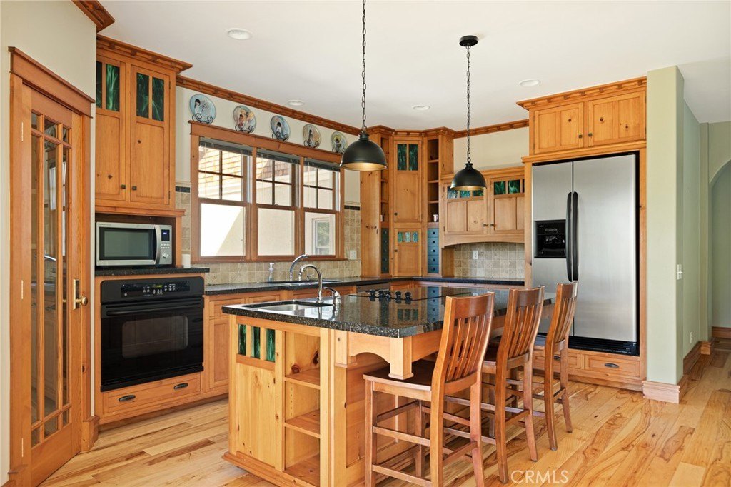 Running Springs, California, 92382, United States, 2 Bedrooms Bedrooms, ,3 BathroomsBathrooms,Residential,Forsale,2013206