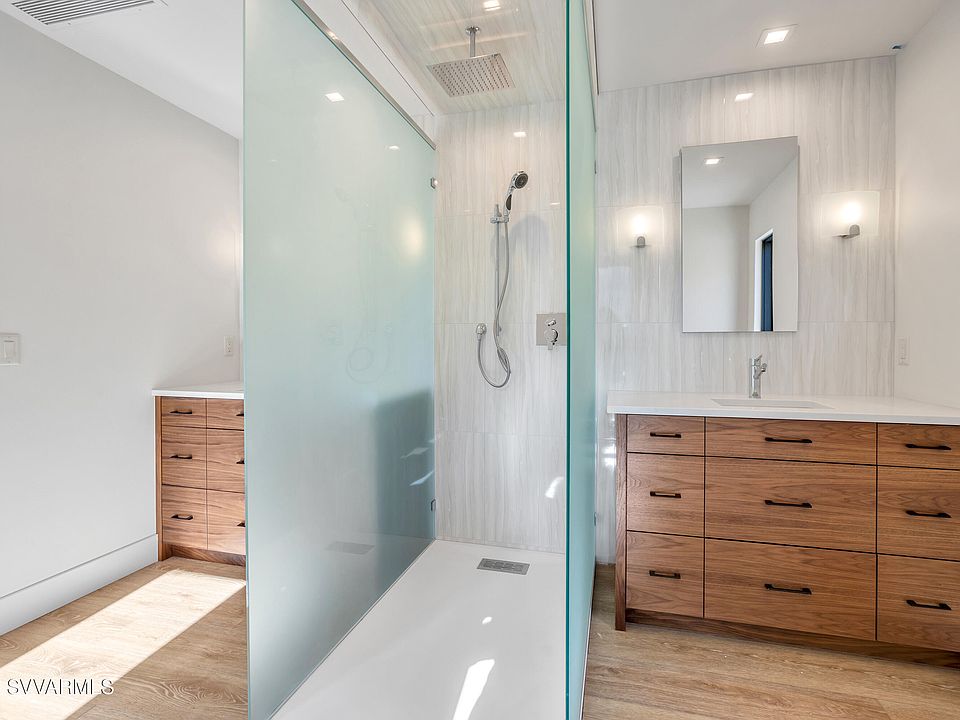 Sedona, Arizona, 86336, United States, 2 Bedrooms Bedrooms, ,2 BathroomsBathrooms,Residential,Forsale,2004630