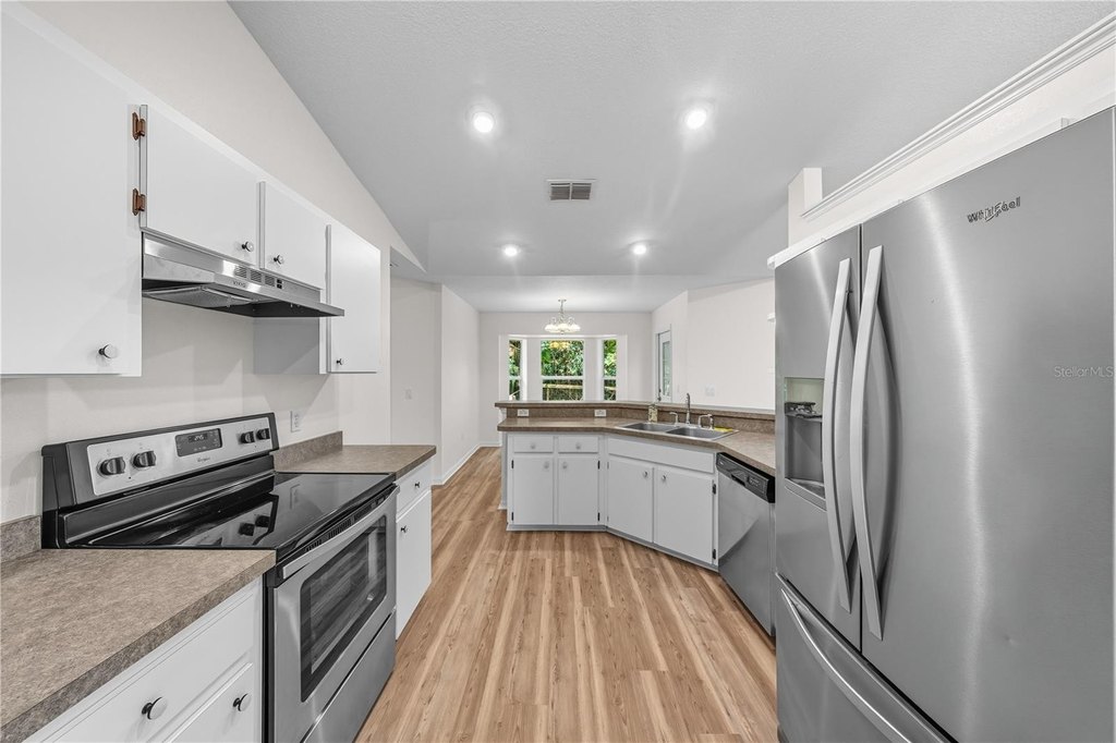 REDDICK, Florida, 32686, United States, 3 Bedrooms Bedrooms, ,2 BathroomsBathrooms,Residential,Forsale,2004576